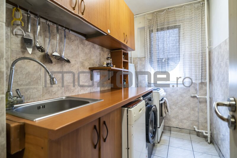 Apartament 2 camere, 5 min. metrou Lujerului, decomandat, etaj 6/10, Comision 0%